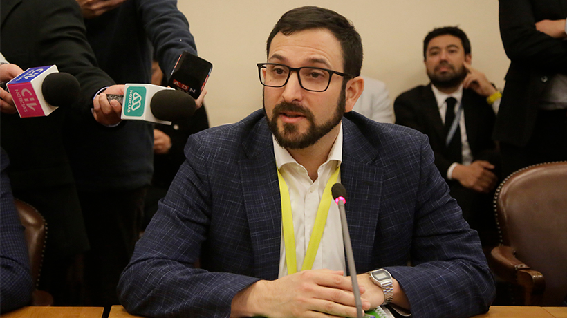 Miguel Crispi compareció ante la comisión investigadora por el Caso Convenios