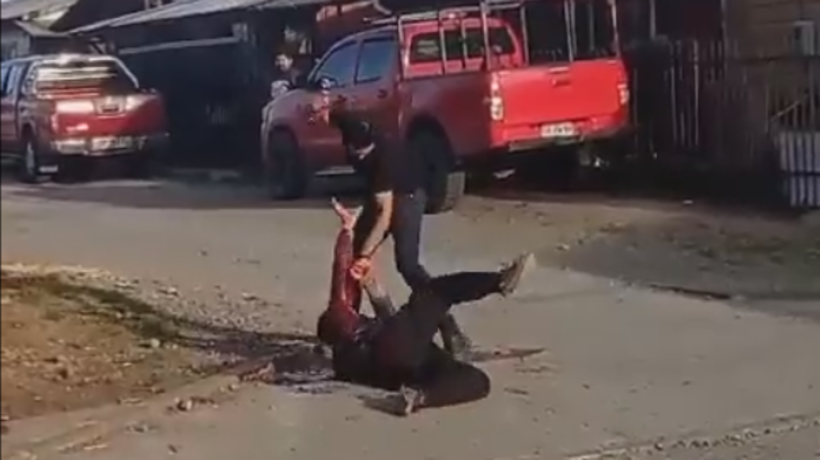 Brutal crimen en Mariquina: Sujeto le propinó 40 puñaladas a su hermano en la vía pública