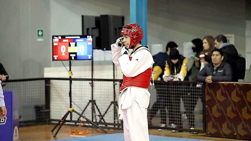 Estudiante de la UACh Puerto Montt es campeón regional de taekwondo Estudiante de la UACh Puerto Montt es campeón regional de taekwondo