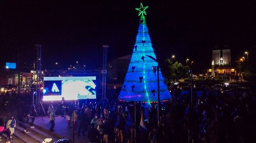 Estará la cantante María Jimena Pereyra: Este sábado se encenderá el árbol de Navidad en Valdivia