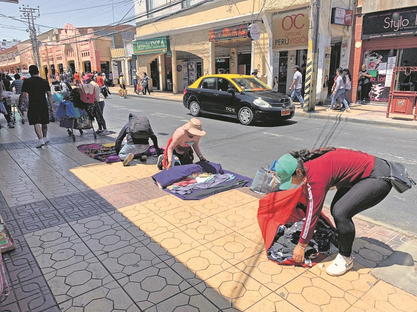 Escuadrón Centauro en operativos para erradicar comercio ambulante del centro de Calama