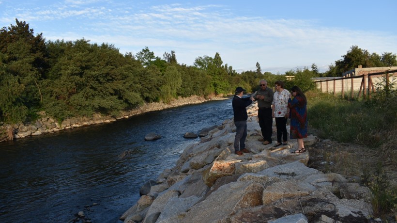 Anuncian construcción de 2 kilómetros de enrocado en el río Chillán para evitar inundaciones