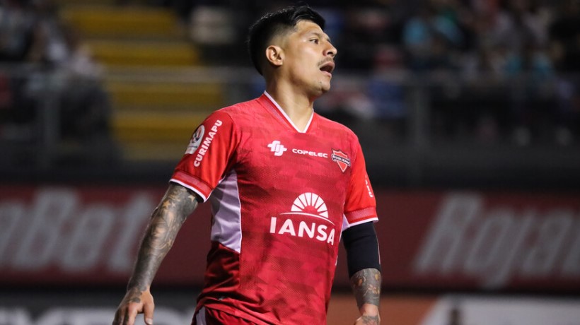 Hernán Caputto, DT de Ñublense, adelanta el regreso de Patricio Rubio