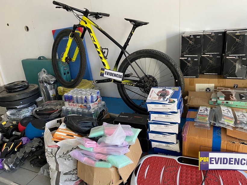PDI rastrea robo de $12 millones en artículos deportivos desde gimnasio en Arica