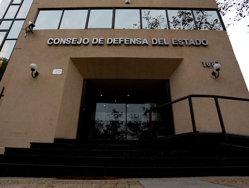 Audios: CDE se querelló contra Hermosilla, Sauer y Villalobos por delitos de soborno y cohecho