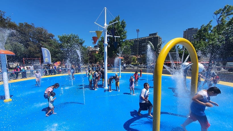 Falla técnica obligó al cierre de los juegos de agua del Parque Ecuador apenas unas horas después de su inauguración