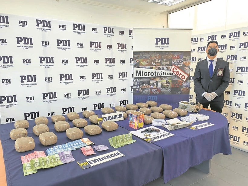 PDI allana cinco viviendas: 10 detenidos y 17 kilos de drogas por denuncia telefónica en Arica