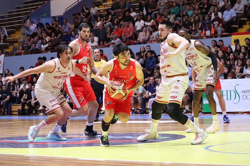 Español de Osorno derrotó al CDV y comienza en ventaja los Play Off de la Copa Chile LNB
