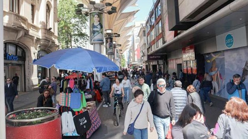 Comerciantes de Talcahuano y Concepción anunciaron que extenderán horarios hasta las 20:00 horas previo a Navidad