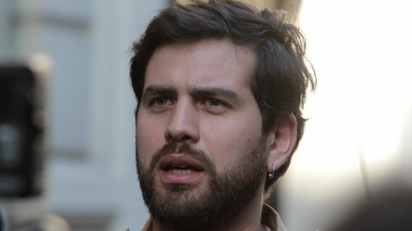 Reacciones del oficialismo a tercera candidatura presidencial de Kast: “Acaba de perder una elección y ya está pensando en ser candidato” Reacciones del oficialismo a tercera candidatura presidencial de Kast: “Acaba de perder una elección y ya está pensando en ser candidato”