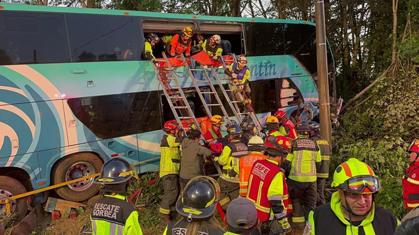 Pasajera relata duros momentos tras accidente de bus que se dirigía a Puyehue: “Gracias a Dios estamos a salvo”