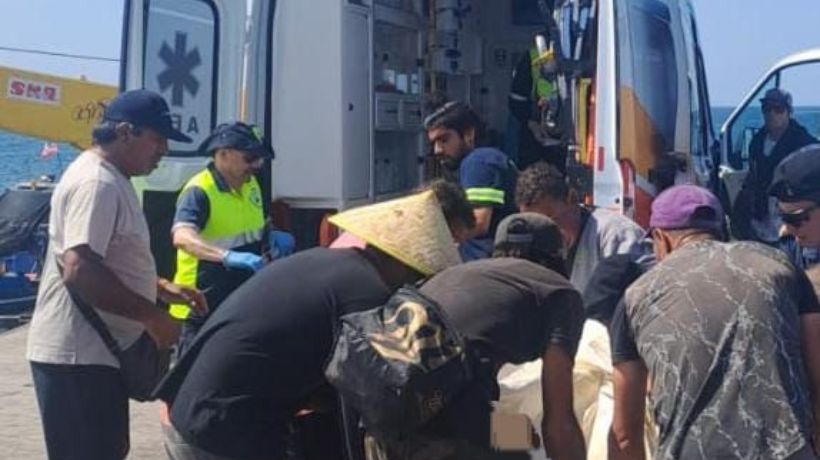 Menor de 14 años falleció tras caer al mar desde el muelle de Mejillones Menor de 14 años falleció tras caer al mar desde el muelle de Mejillones