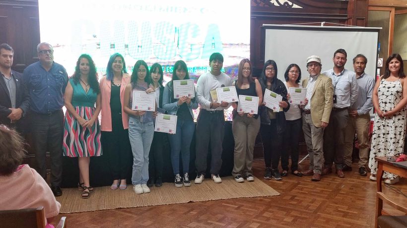 Convocatoria juvenil de Escritura Creativa “Chusca” en Tarapacá distinguió a sus participantes Convocatoria juvenil de Escritura Creativa “Chusca” en Tarapacá distinguió a sus participantes