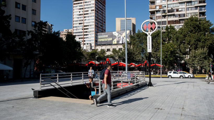 Presidente de Metro y acceso a Baquedano: “Lo más urgente era recuperar este espacio público”