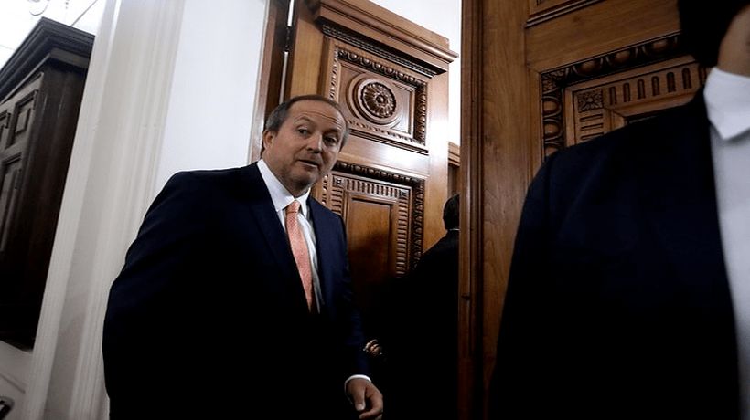 Fiscal Nacional criticó arresto domiciliario de Cathy Barriga que cumple "al costado de su piscina" Fiscal Nacional criticó arresto domiciliario de Cathy Barriga que cumple "al costado de su piscina"