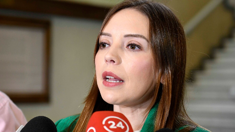 Diputada Flores aseguró que parlamentario de izquierda dio positivo en test de drogas