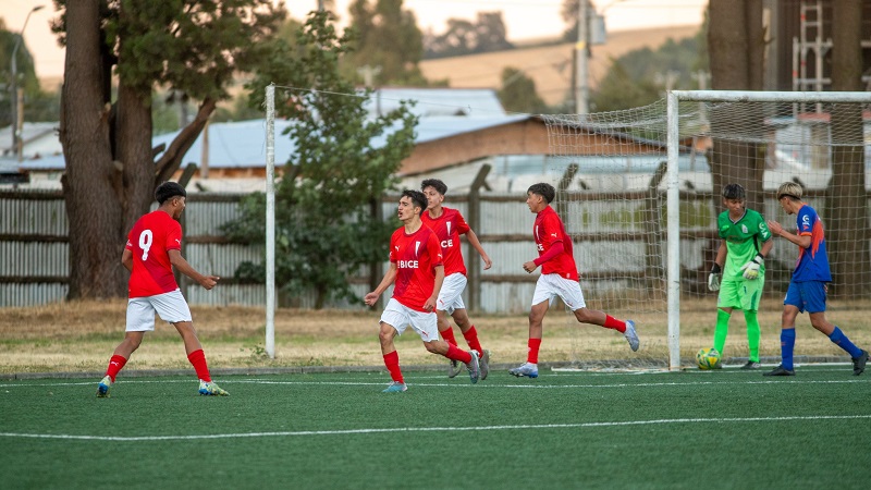 Semifinales del Mundialito de Valdivia se juegan en el Estadio Félix Gallardo