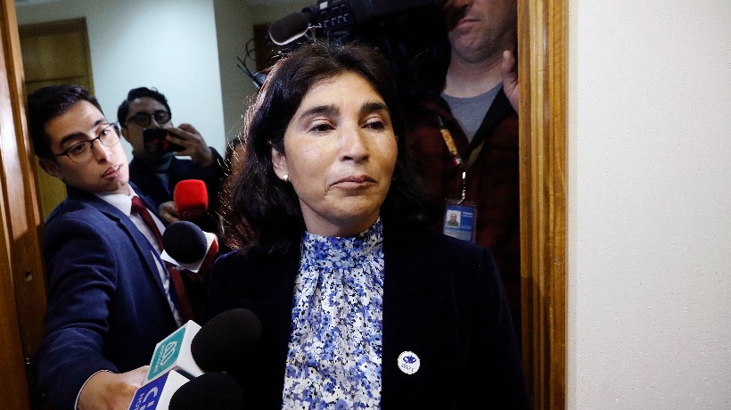 El correo que complica a diputada Yohana Ahumada: Acusan que su pareja participa en toma de decisiones sin tener un cargo en su oficina
