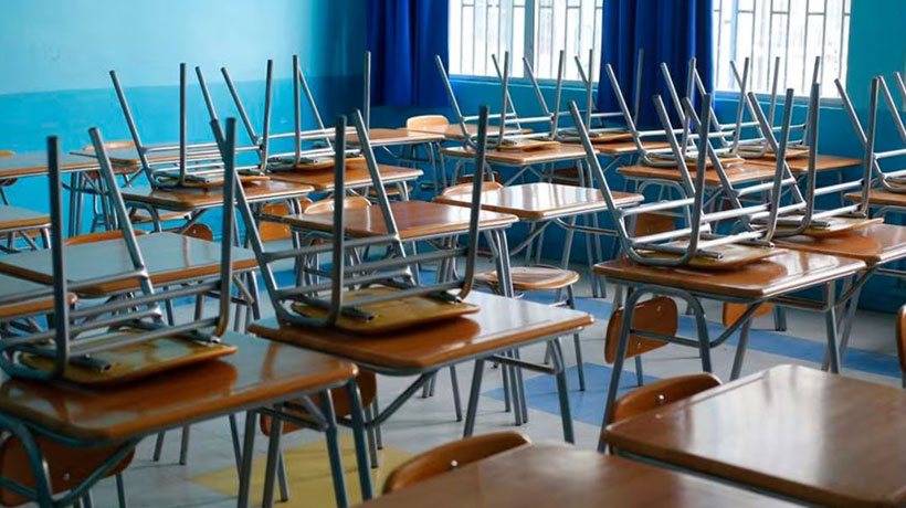 Colegio Alemán de Viña fue víctima del incendio: bomberos evitó que el fuego se propagara a viviendas