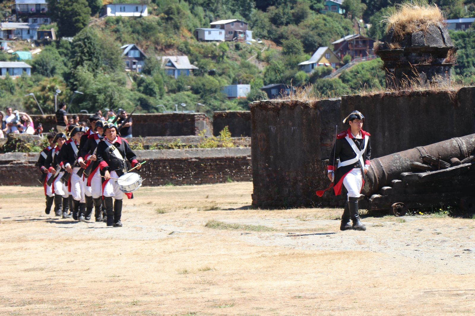 Corral: Conmemoraron 204 años de la toma del Castillo San Sebastián de la Cruz