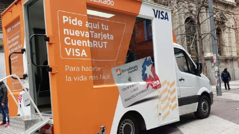 Banco Estado despliega sucursal móvil para apoyar a afectados por incendios en el Gran Valparaíso