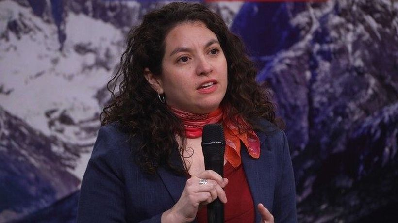 "Yo llamé al expresidente": ministra Toro reveló diálogo con Piñera la noche antes del accidente "Yo llamé al expresidente": ministra Toro reveló diálogo con Piñera la noche antes del accidente