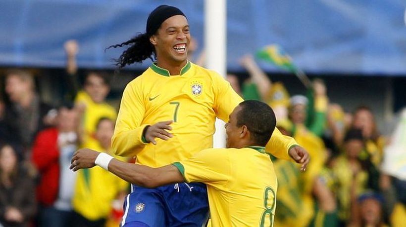 Ronaldinho jugará el "Duelo de Leyendas" en Chile para marzo próximo