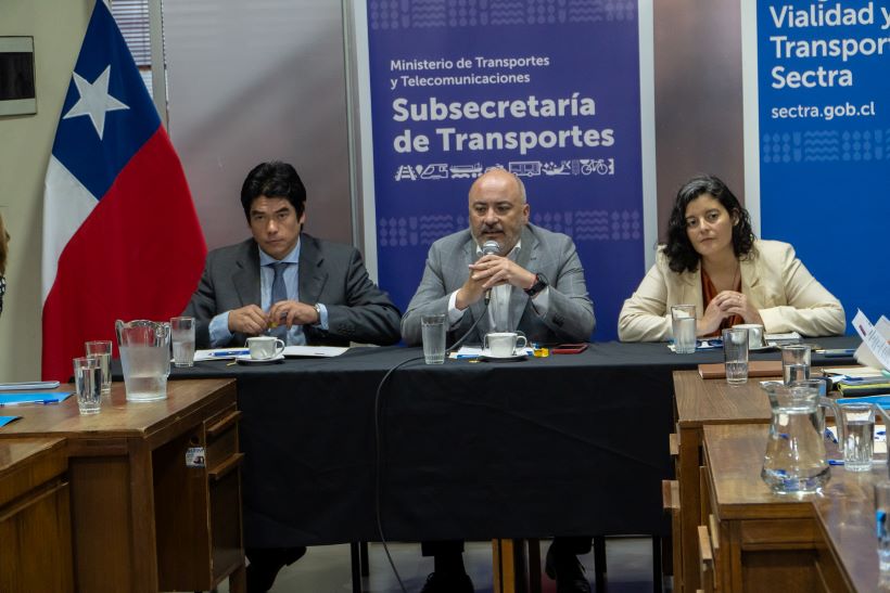 Gran Concepción implementará el sistema de pago con tarjetas en la locomoción colectiva para el 2025