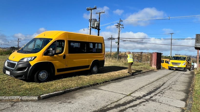 Comenzó fiscalización al transporte escolar en la región con operativo en Puerto Montt Comenzó fiscalización al transporte escolar en la región con operativo en Puerto Montt