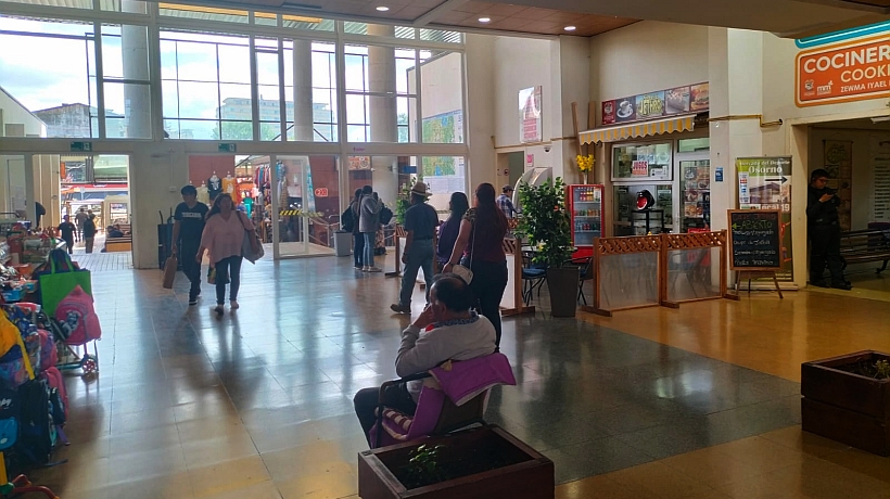 Acusan bajas ventas en Mercado Municipal de Osorno por competencia con ferias y ambulantes