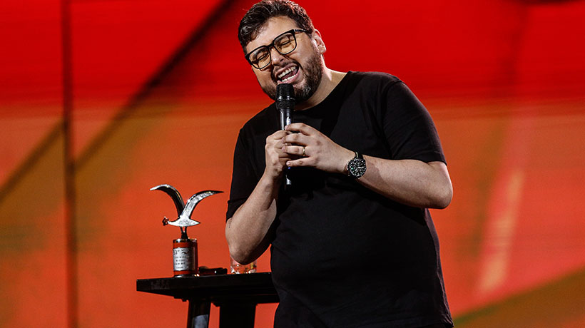 Luis Slimming revela particular final alternativo para su rutina en Viña 2024: “Naya Fácil entra en un camión…” Luis Slimming revela particular final alternativo para su rutina en Viña 2024: “Naya Fácil entra en un camión…”