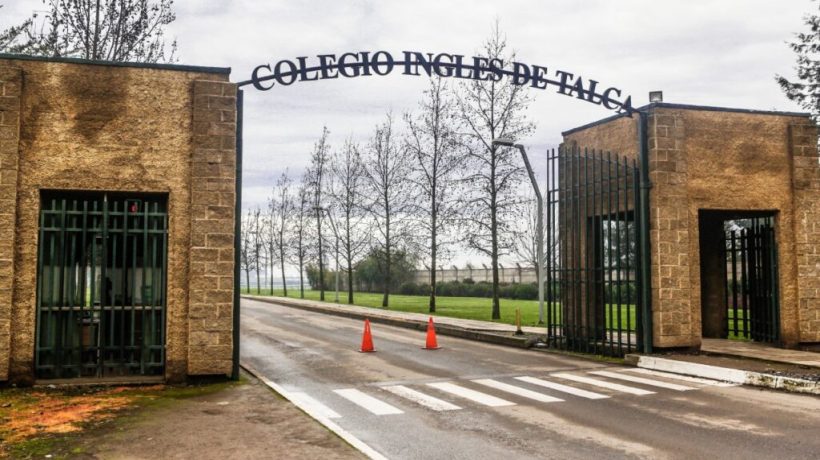 Alumna del Colegio Inglés de Talca denuncia dramático caso de bullying: "Que no me digan más que tengo piojos, la viruela del mono" Alumna del Colegio Inglés de Talca denuncia dramático caso de bullying: "Que no me digan más que tengo piojos, la viruela del mono"