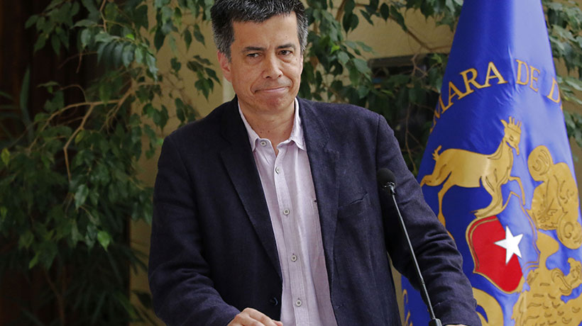 Fallido uso de fuegos artificiales en Valparaíso y Viña del Mar: solicitan investigación de Contraloría por pérdida de $700 millones