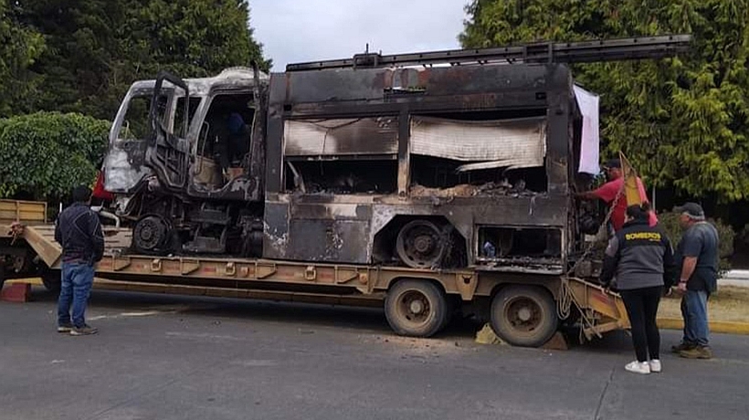 Bomberos de San Pablo trabajan para reponer carro bomba siniestrado en incendio forestal Bomberos de San Pablo trabajan para reponer carro bomba siniestrado en incendio forestal