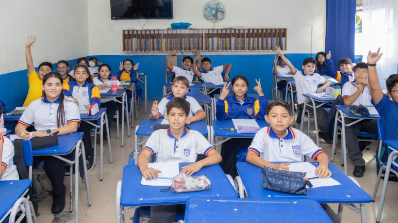 Siete establecimientos educacionales de Iquique fueron reconocidos con Excelencia Académica