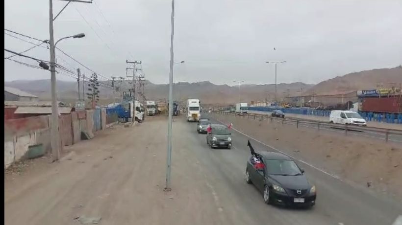 Caravana “No al sello rojo” recorre las comunas de Iquique y Alto Hospicio