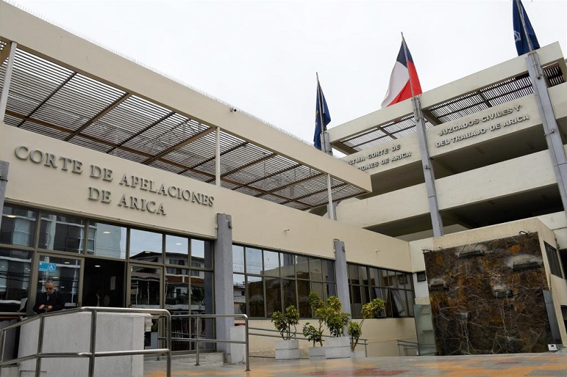 Corte ordena prisión preventiva para imputada involucrada en asalto a otra mujer en Arica