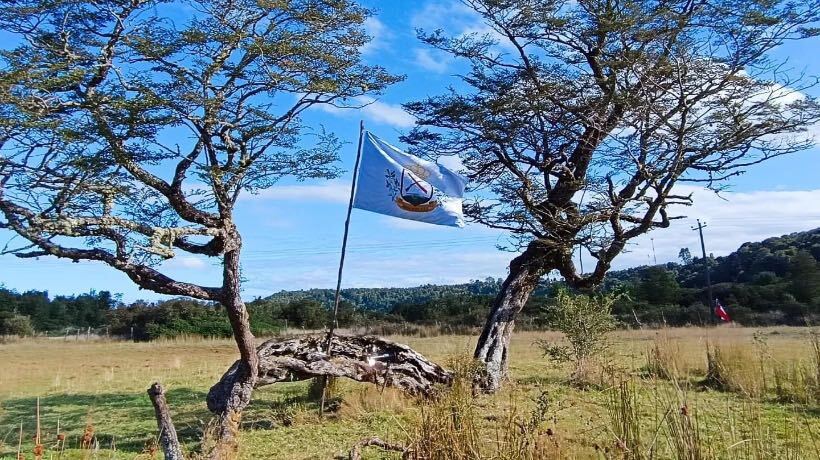 Dalcahue: Realizan visita guiada al sitio histórico de la Batalla de Mocopulli