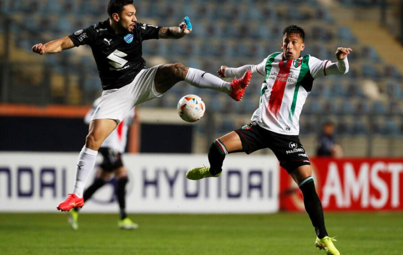 Bolivar goleó a Palestino y quedó al tope de la tabla del Grupo E en la Libertadores