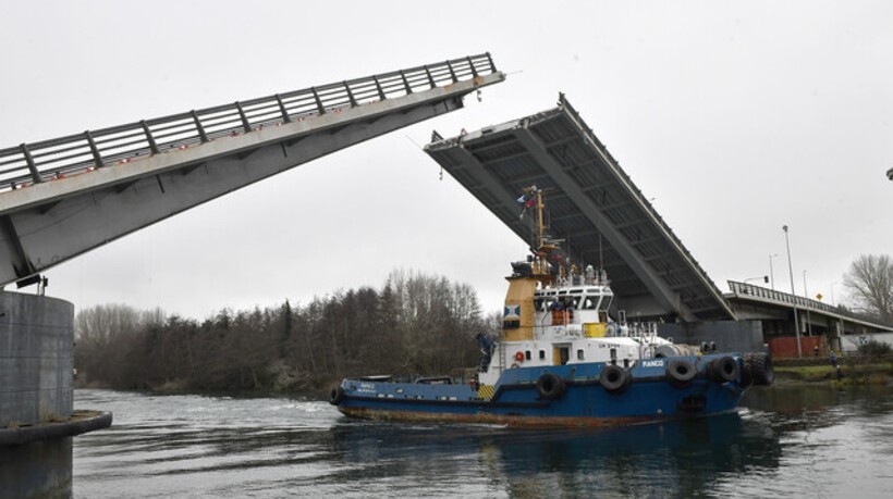 Este sábado se interrumpirá el tránsito por el puente Cau Cau
