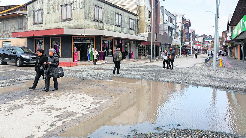 Solo una constructora se ajusta al presupuesto de la licitación de calle Varas de Puerto Montt Solo una constructora se ajusta al presupuesto de la licitación de calle Varas de Puerto Montt