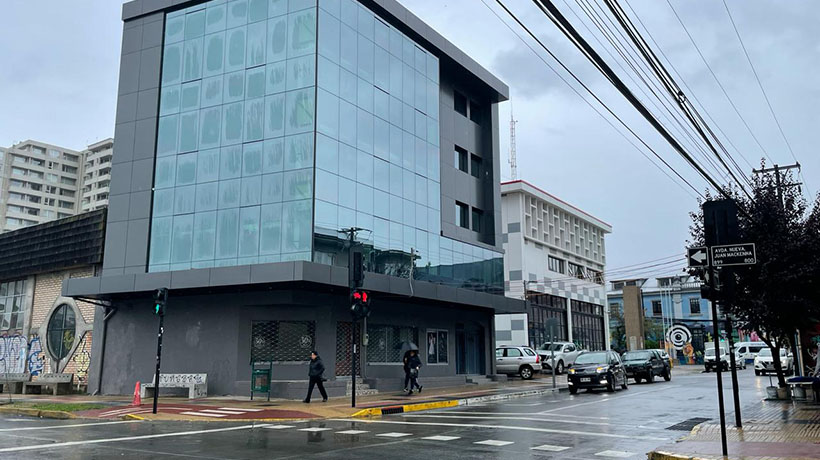 Más de 1.300 alumnos del Liceo Carmela Carvajal de Osorno serán reubicados en recinto provisorio en agosto