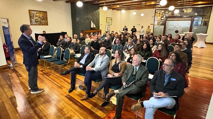 Seminario empresarial en Puerto Montt expuso el escenario económico y sus proyecciones