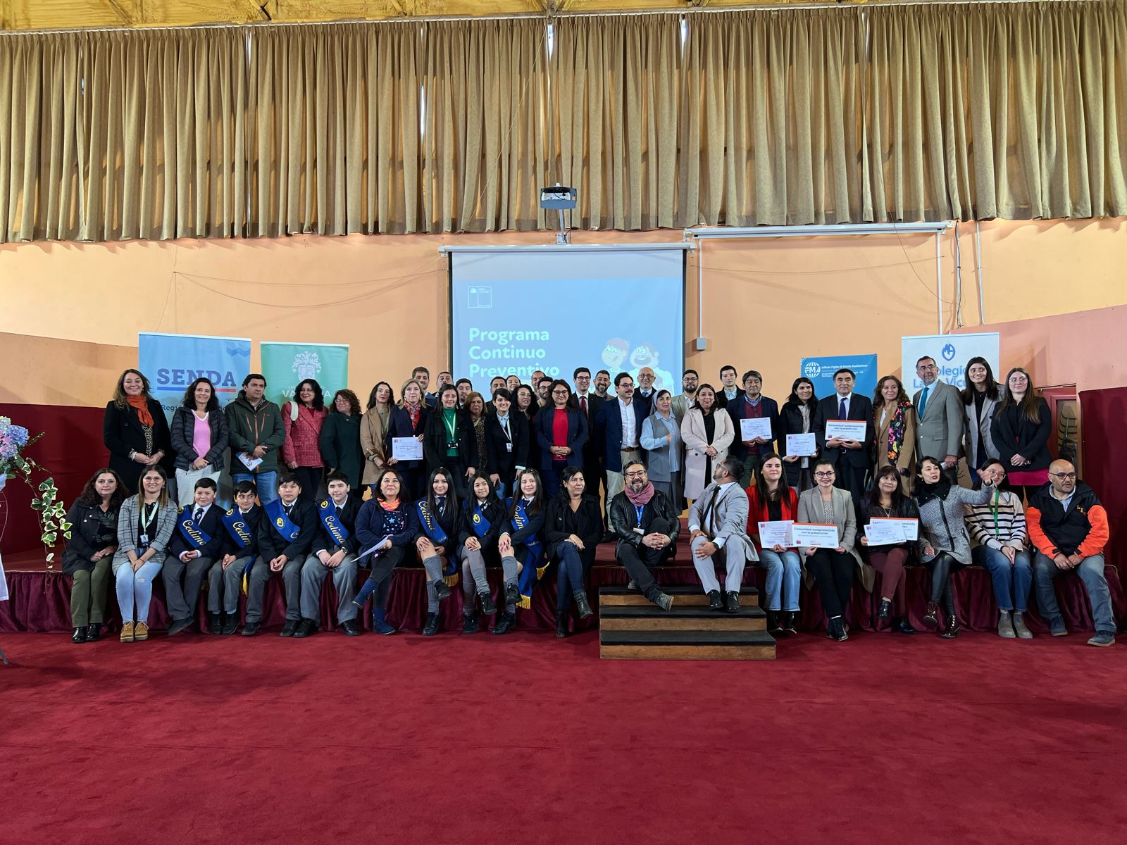Destacan a colegios de Valdivia que ejecutaron programa preventivo online
