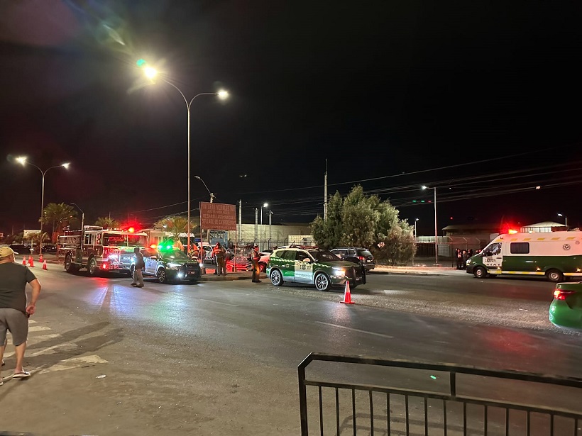 Conductor falleció en colisión múltiple en la avenida Azola de Arica