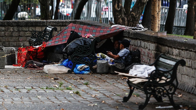 Aumento alarmante de personas en situación de calle genera crisis en la región de Valparaíso
