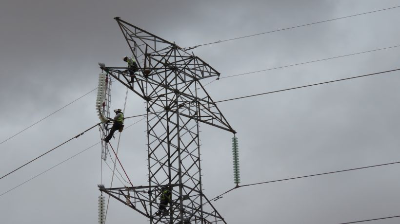 Corte de energía afecta a vecinos de Península de Cavancha