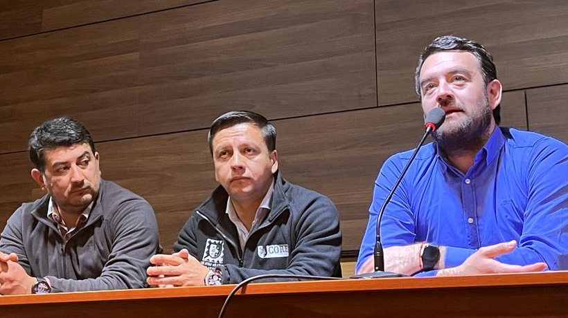 Cámara de Comercio y de Turismo de Cunco se reunieron con 180 emprendedores de La Araucanía Cámara de Comercio y de Turismo de Cunco se reunieron con 180 emprendedores de La Araucanía