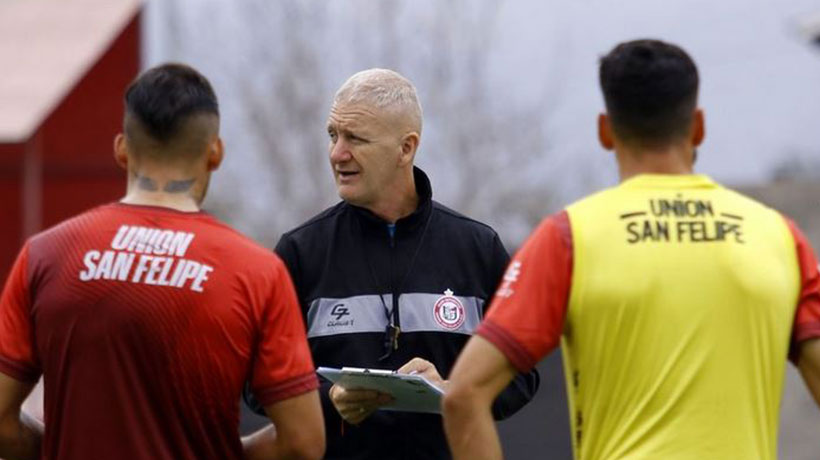 DT de Unión San Felipe dejó el club tras cinco partidos y se despidió en redes sociales: “Los resultados no acompañan”