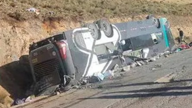 Al menos 13 fallecidos y 18 heridos en un accidente de autobús en el sur de Perú Al menos 13 fallecidos y 18 heridos en un accidente de autobús en el sur de Perú